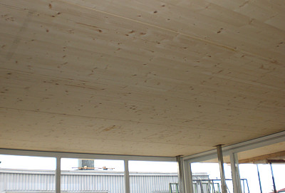 Projekt "Holzmassivbau mit Plattenfassade" ( 2012 Zimmerei Kuffer. Alle Rechte vorbehalten.)